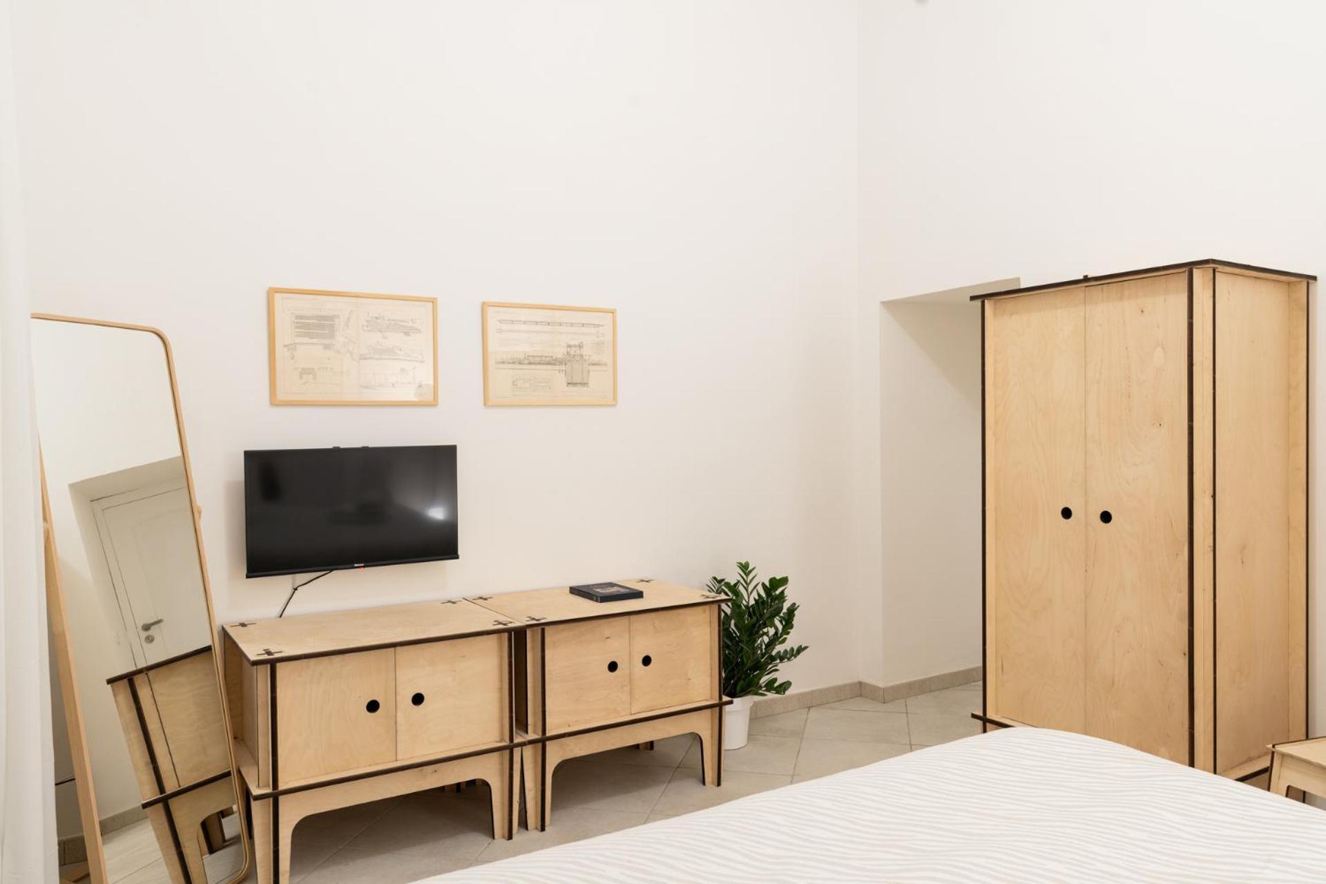 Salita Trinita Apartment Наполи Екстериор снимка